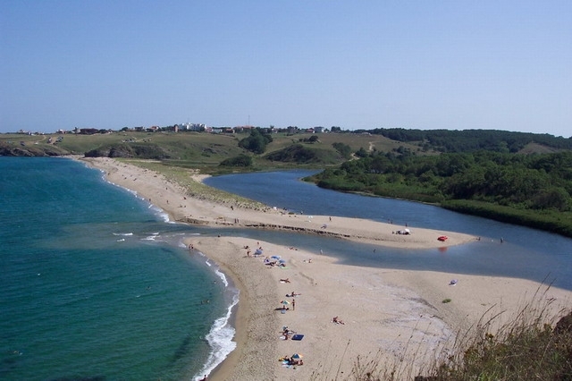 Трима се удавиха в морето вчера съобщиха от бургаската полиция