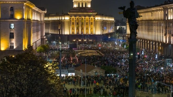 Президентът на България ще започне консултации с парламентарните групи следващата