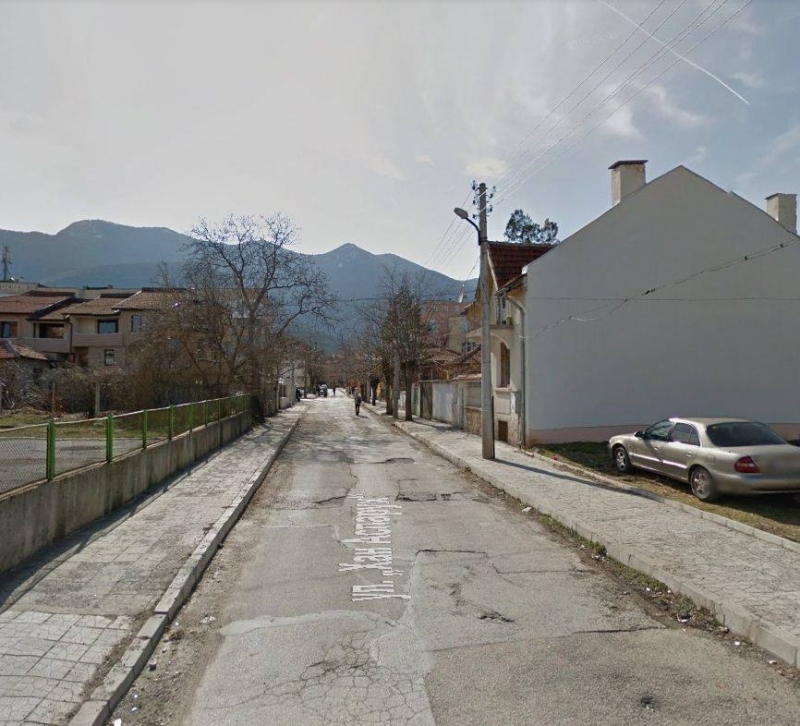 Затварят за асфалтиране улица във Враца съобщиха от община Враца