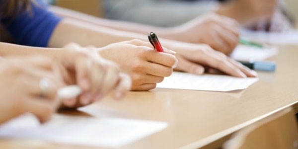 МОН няма да зачита 7 а задача от матурите по