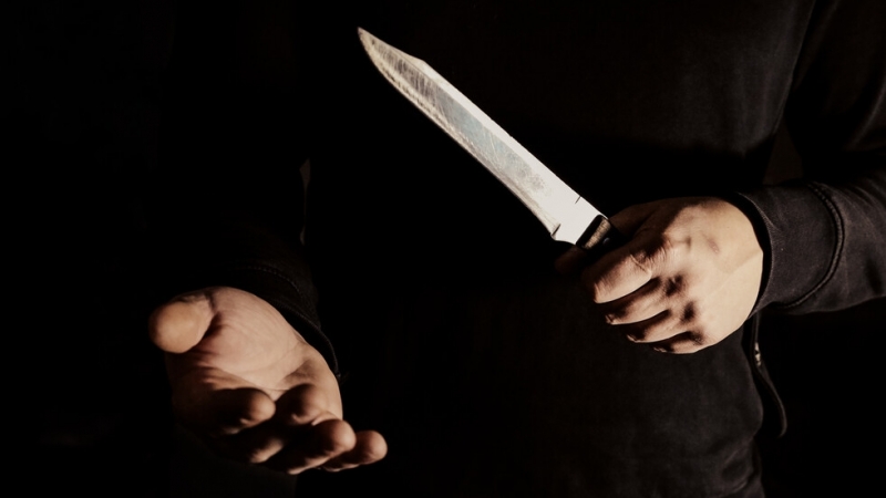 53 годишна жена беше ранена при въоръжен грабеж на газостанция в