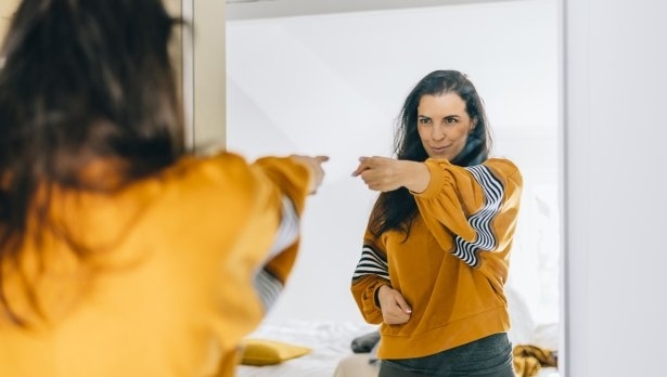 Има ясна разлика между самоуверените хора и тези които постоянно