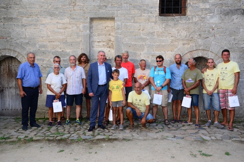 Участниците в 64 ия международен гребен поход по река Дунав ТИД