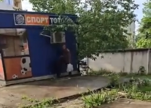 Загорял мъж получи орални ласки насред Враца научи агенция BulNews В