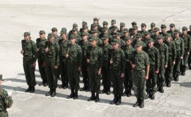 Казармата се връща но не насила а с куп стимули