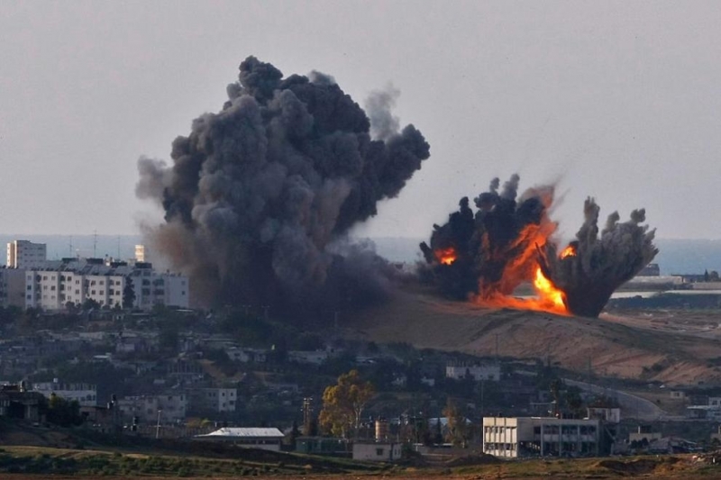 Бойци на радикалното палестинско движение Хамас са изстреляли залп от