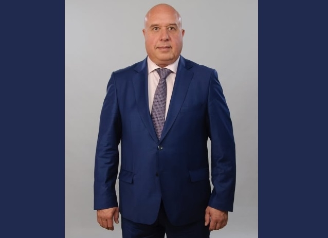 Празничен поздрав от кмета на Вършец Иван Лазаров към учители, ученици и родители