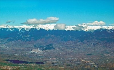 Близо 20 планински спасители от Банско и Добринище в момента