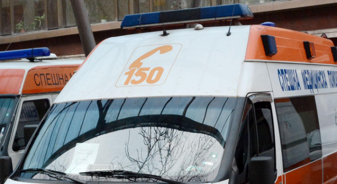 Четиридесет и седем годишен бургазлия зад волана на Мерцедес Спринтер блъсна