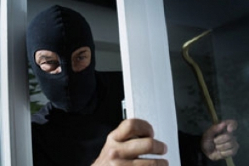 Неизвестен взломи и обра павилион във Врачанско съобщиха от полицията