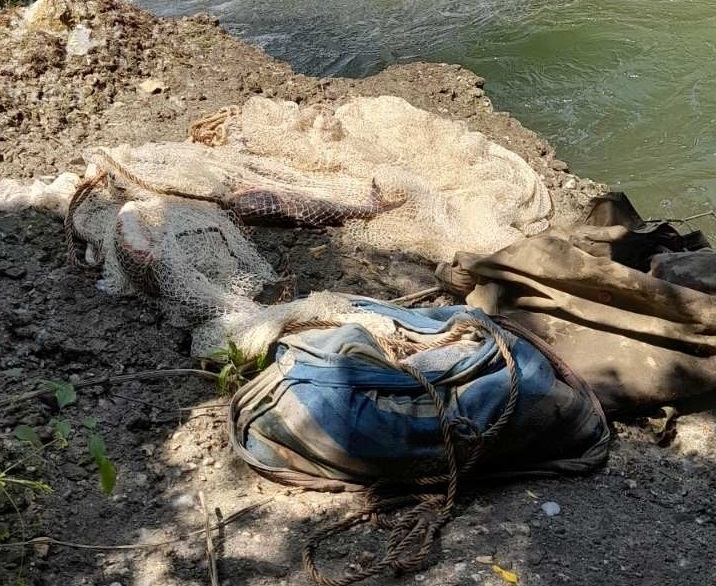 Бракониери ловили риба по време на забрана са заловени във