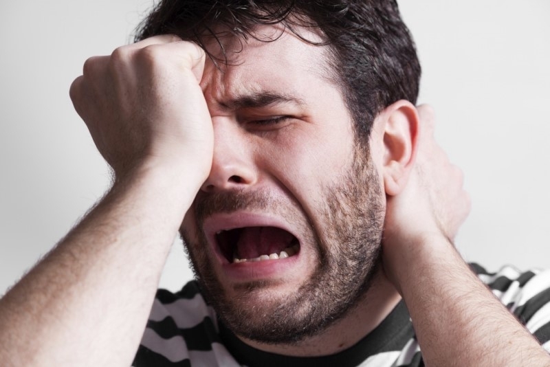 Крупна кражба е извършена в романското село Караш съобщиха от