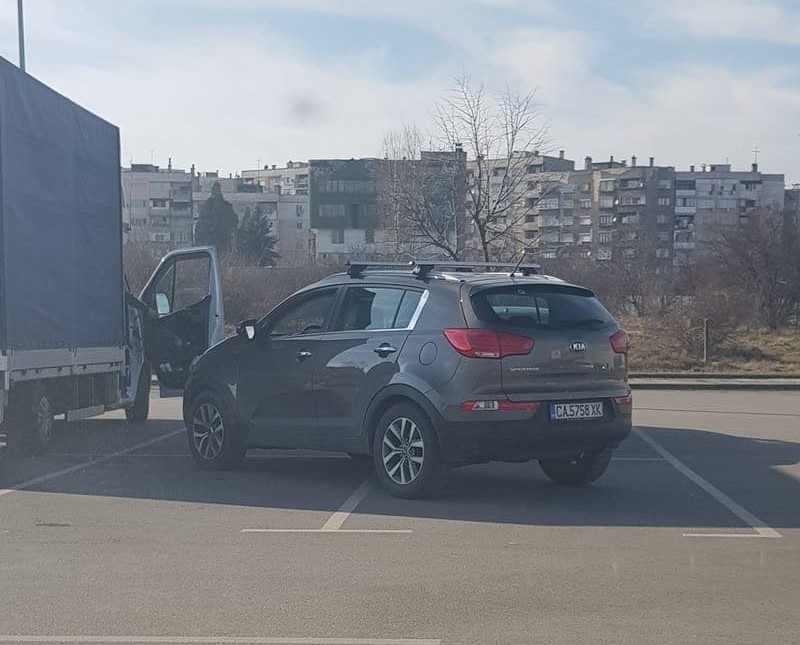 Поредното неправилно паркиране ядоса жителите на Монтана научи агенция BulNews