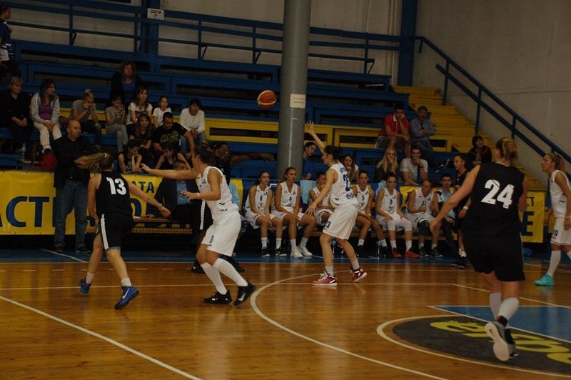 Баскетболистките на Монтана спечелиха първата си домакинска среща от първенството