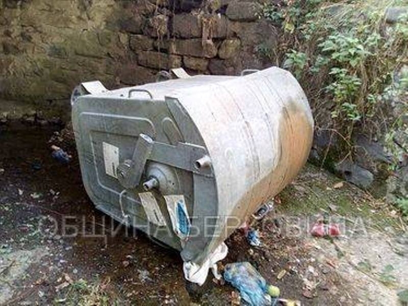 Вандалските прояви в Берковица са зачестили съобщиха от общината За