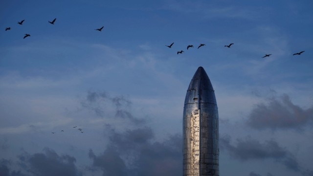 Спейс Екс на Илон Мъск представи космическият кораб Старшип за