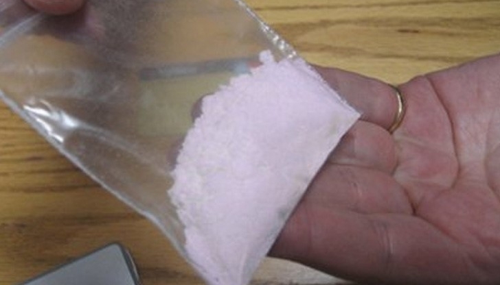 Полицаи са хванали непълнолетен с амфетамин и канабис в Бяла