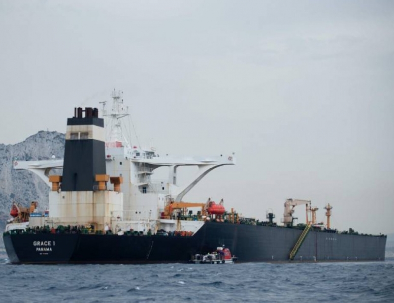 Експлозия е станала на танкер в залива на Америка в