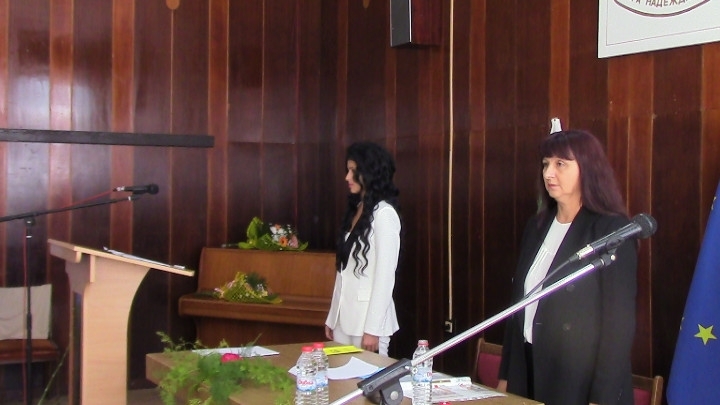 С празнична литургия и молебен за здравето и благоденствието на