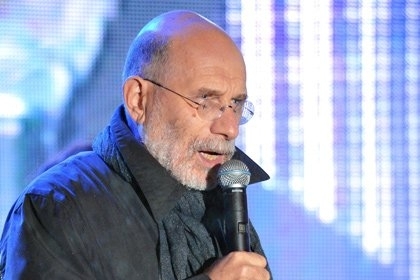 Русия осъди писателя Борис Акунин на 14 г. затвор