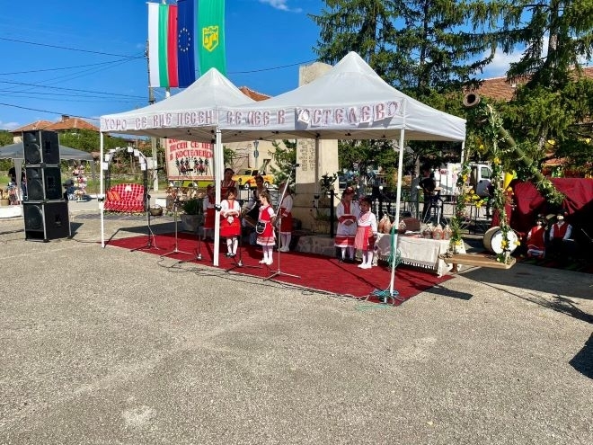 Костелево е домакин на фолклорен празник Хоро се вие песен