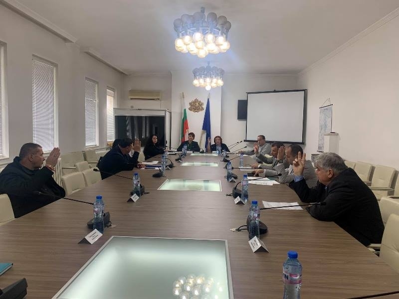 Областният управител и председател на Асоциацията по ВиК Малина Николова