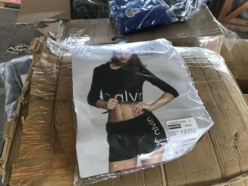 1737 текстилни изделия са задържани от служители на ГД Митническо