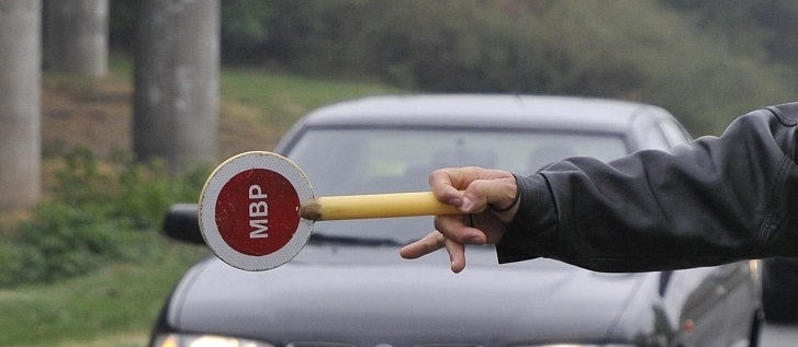 Заловили са двама неправоспособни зад волана във Врачанско съобщиха от