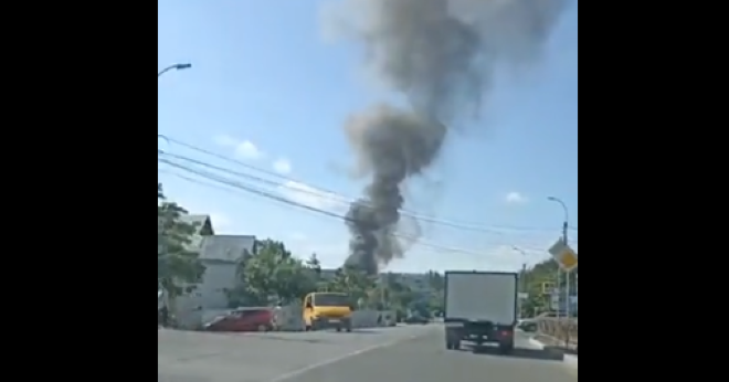 Движението на моторни превозни средства по Кримския мост е временно