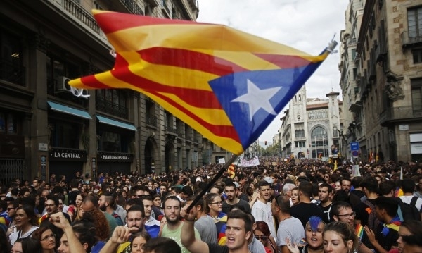 Испанското правителство отхвърли призивите за посредничество между Мадрид и Барселона.