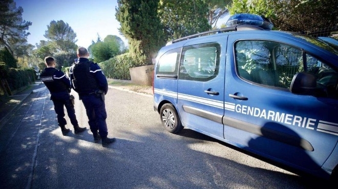 Частично овъглен труп на млада жена на възраст между 20