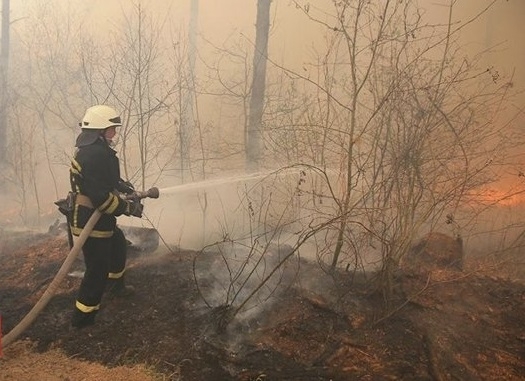 Дъжд завалял в зоната на Чернобилската АЕЦ подпомогна пожарникарите борещи