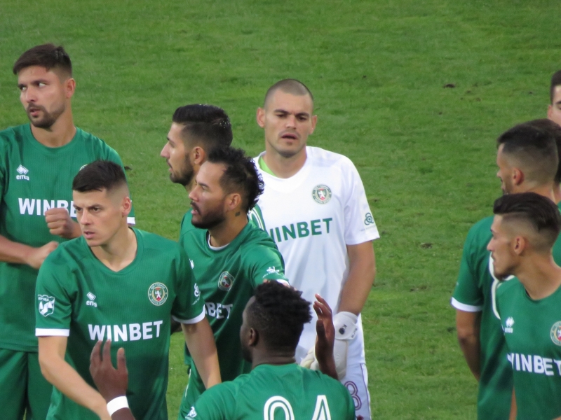 Отборът на Ботев Пловдив постигна успех с 2 0 над
