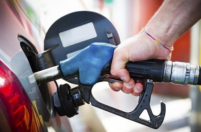 Националната агенция за приходите започна тотален данъчен контрол на търговията с горива