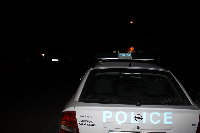 Нощес полицията в Козлодуй спипа мъртво пиян шофьор да юрка