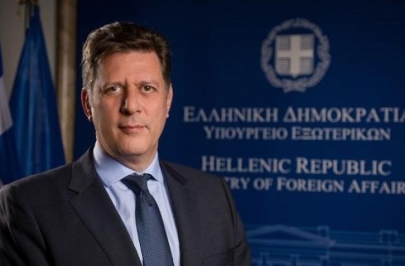 Гръцкият министър на флота Милтиадис Варвициотис подаде оставка след скандал във връзка с коментарите