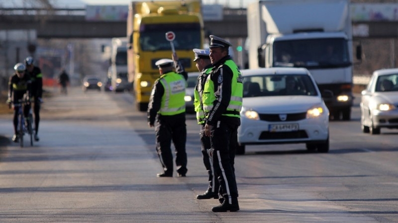І МЕТЕОРОЛОГИЧНА ОБСТАНОВКА През нощта в Южна България валежите ще