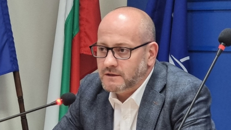 Целта на издигането на кандидатурата на Илияна Йотова е управлението