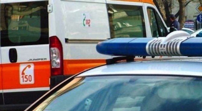 Мерцедес и линейка се удариха на кръстовището на бул България