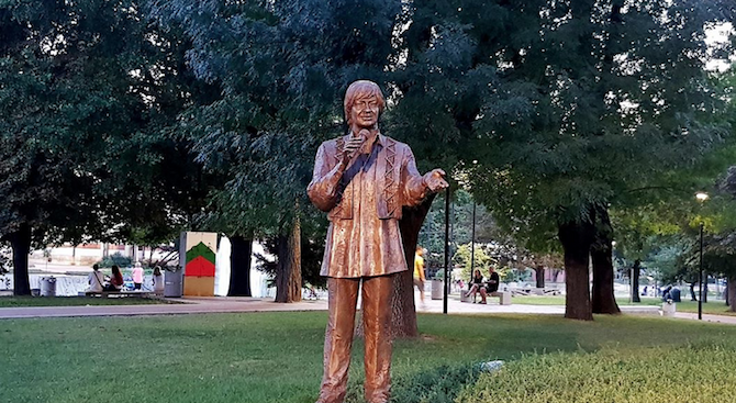 Почина авторът на паметника на Емил Димитров