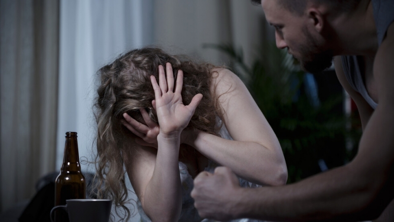 Задържаха 49 годишен мъж по обвинения че е нанесъл побой на