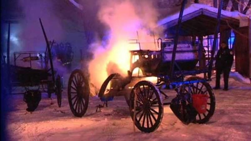 Каруца е била запалена във Вълчедръм съобщиха от полицията в