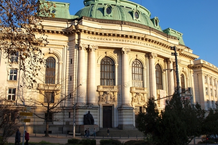 Подадоха сигнал за поставена бомба в Софийския университет Свети Климент