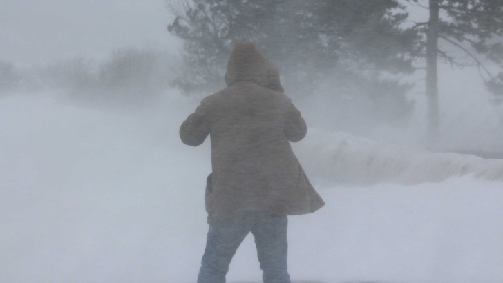 Снежни преспи затрупаха пътя Видин Монтана От 16 ч