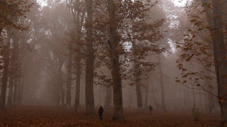 Температурите остават октомврийски до края на този месец с често