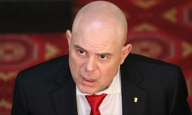 Днес изтича крайният срок който Висшият съдебен съвет си даде