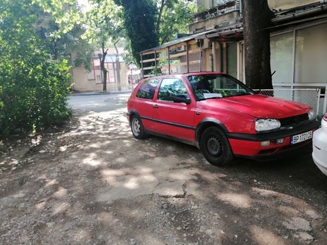 Поредният но не последният притежател на Голф се постара да