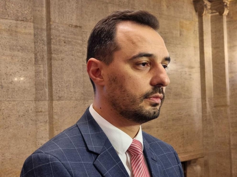 Министърът на икономиката поиска оставките на цялото ръководство на КЗП