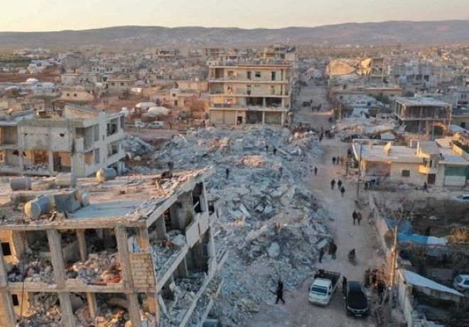 Най малко двама души бяха убити при въздушен удар в Северозападна