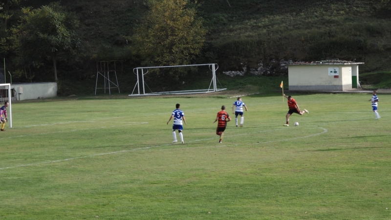 Локомотив Мездра срази като домакин Искър Роман с 5 2